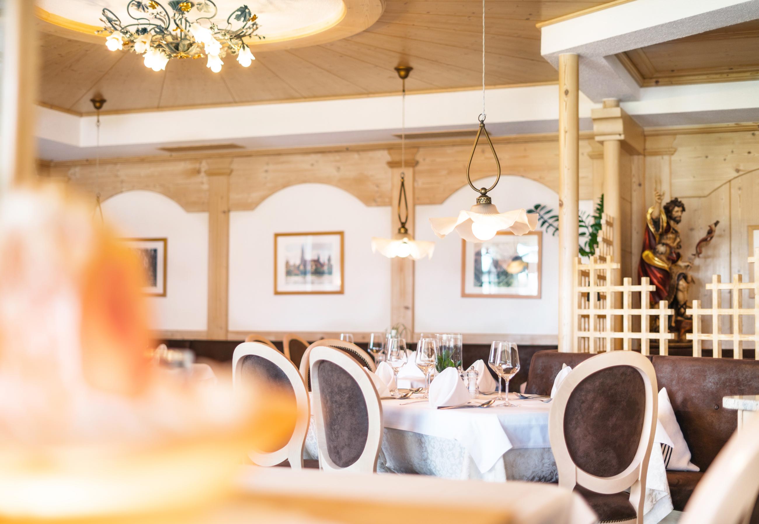 Mineralienhotel Speisesaal