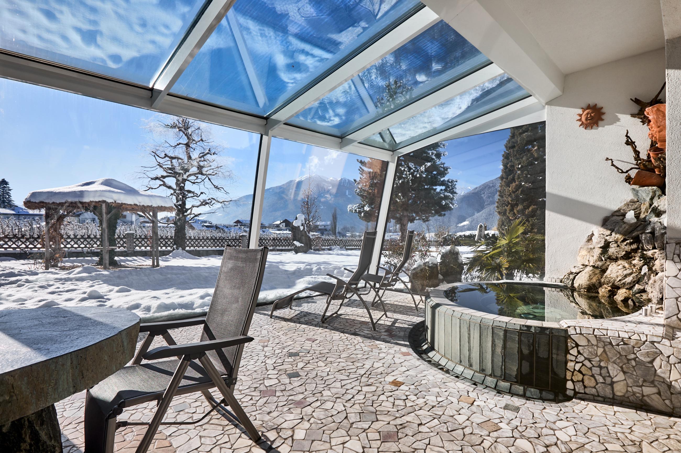 Mineralienhotel bazén