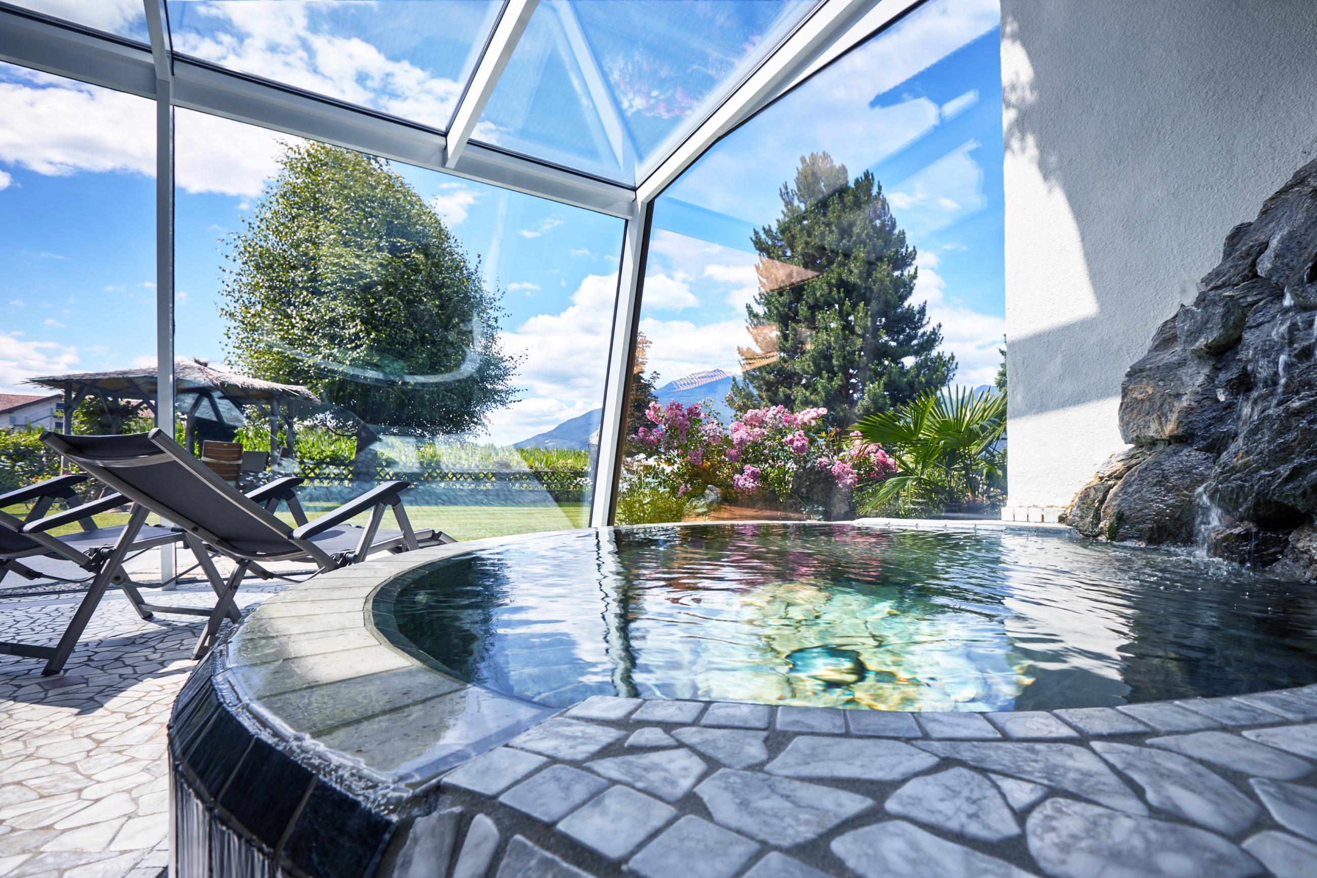 Mineralienhotel bazén